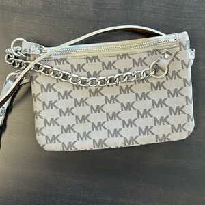 Michael Knors synthetic leather grey outside/gold inside